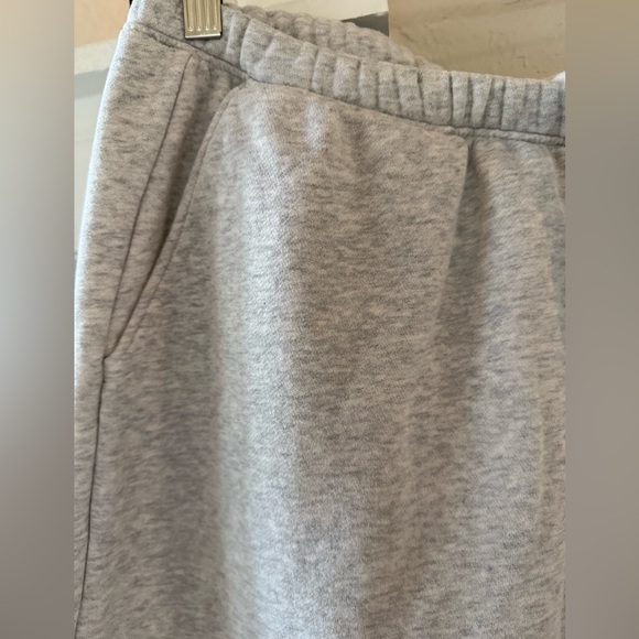 High Rise Sunday Baggy Sweatpants - Picture 5 of 9